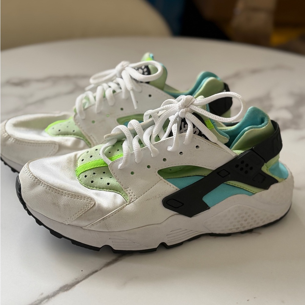 Nike Air Huarache Run in the "White Clearwater Flash Lime" colorway